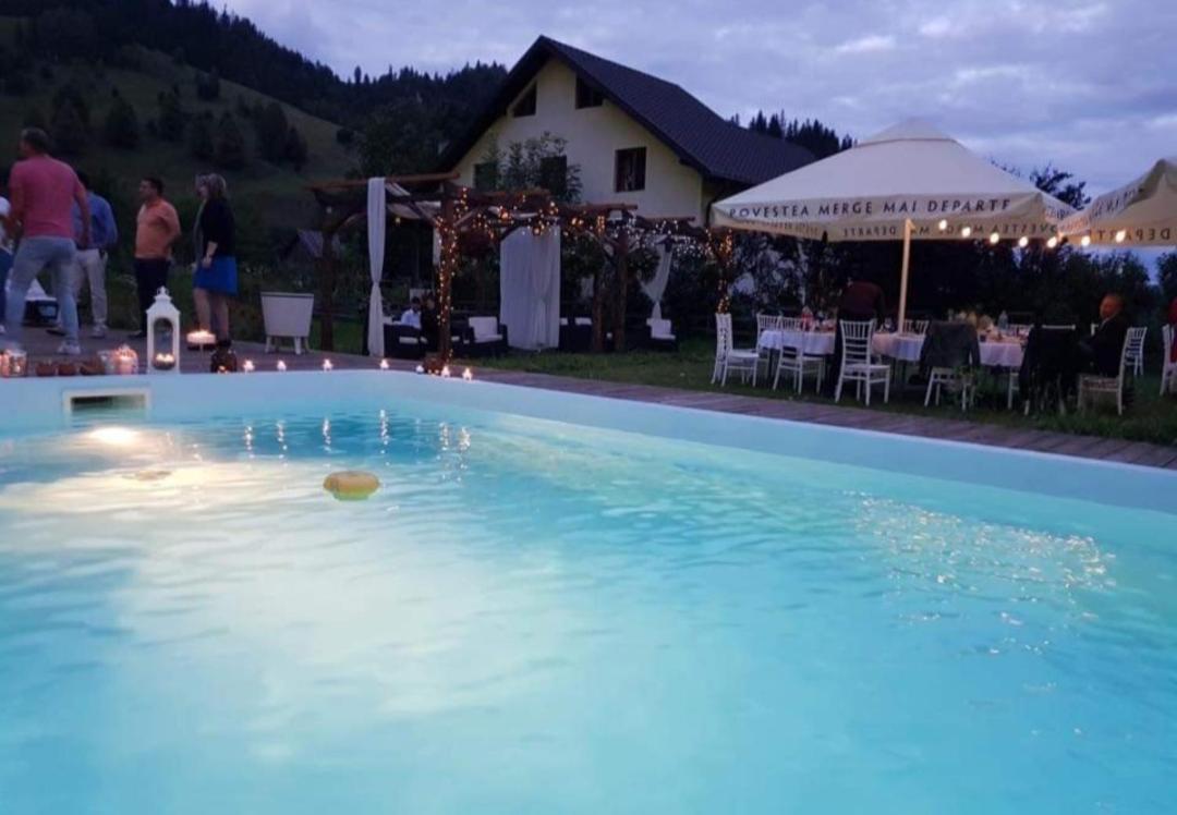 Hotel Casa Baciu Fundu Moldovei Exteriér fotografie