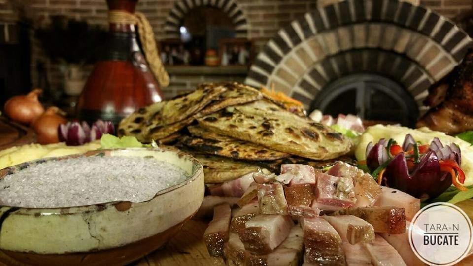 Hotel Casa Baciu Fundu Moldovei Exteriér fotografie