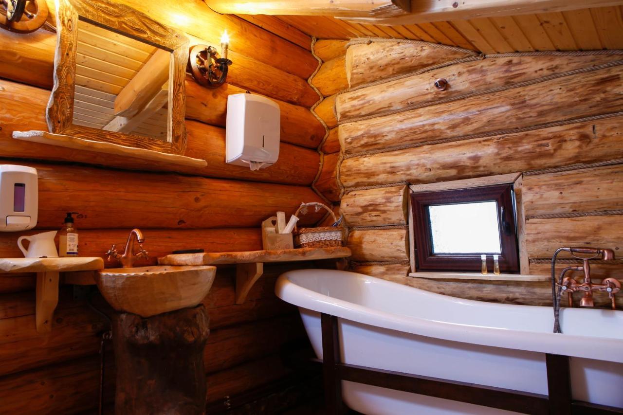 Hotel Casa Baciu Fundu Moldovei Exteriér fotografie