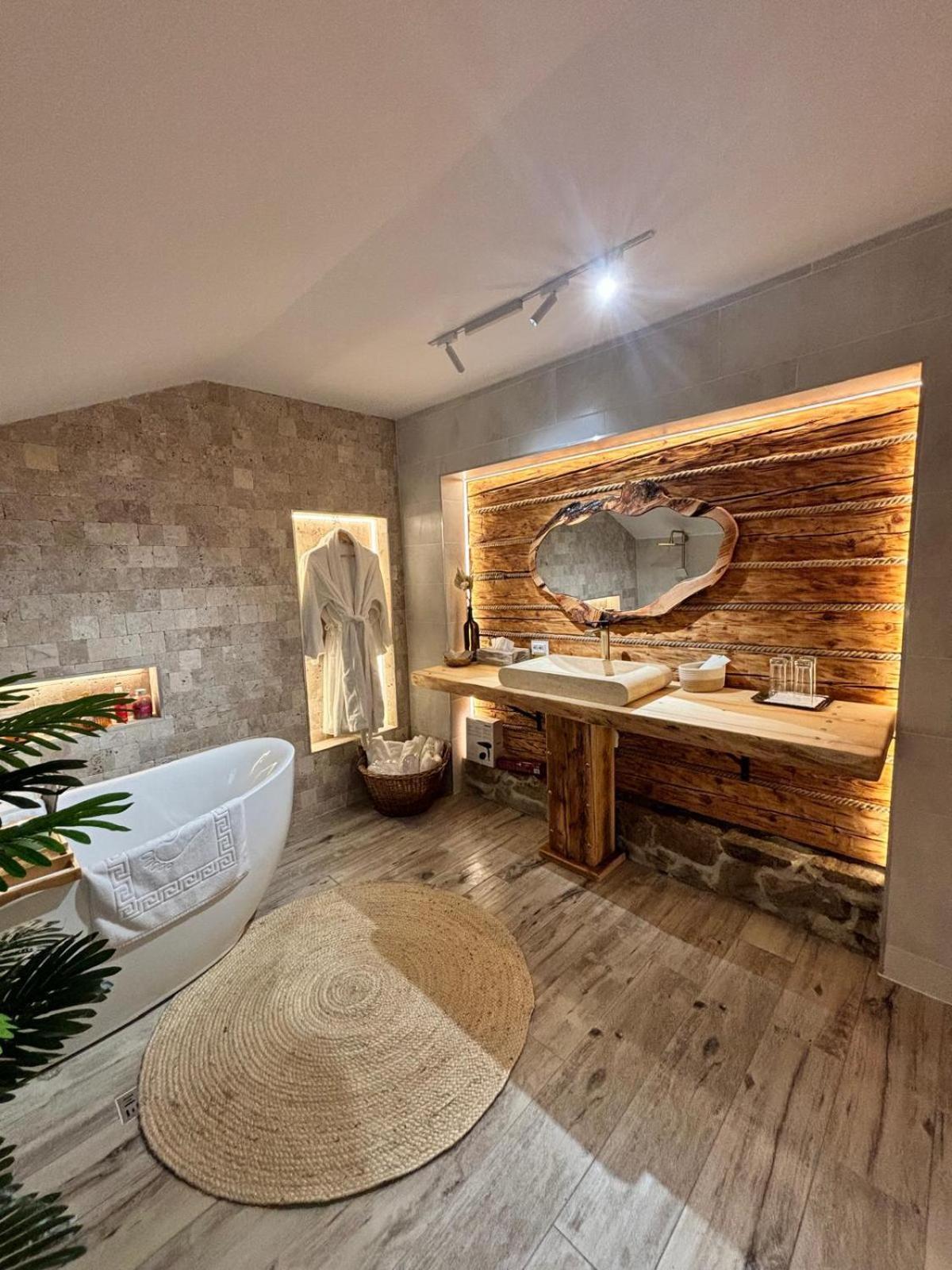 Hotel Casa Baciu Fundu Moldovei Exteriér fotografie